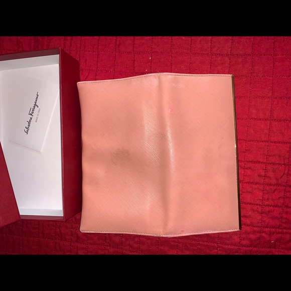 Salvatore Ferragamo long wallet in box - Picture 10 of 15